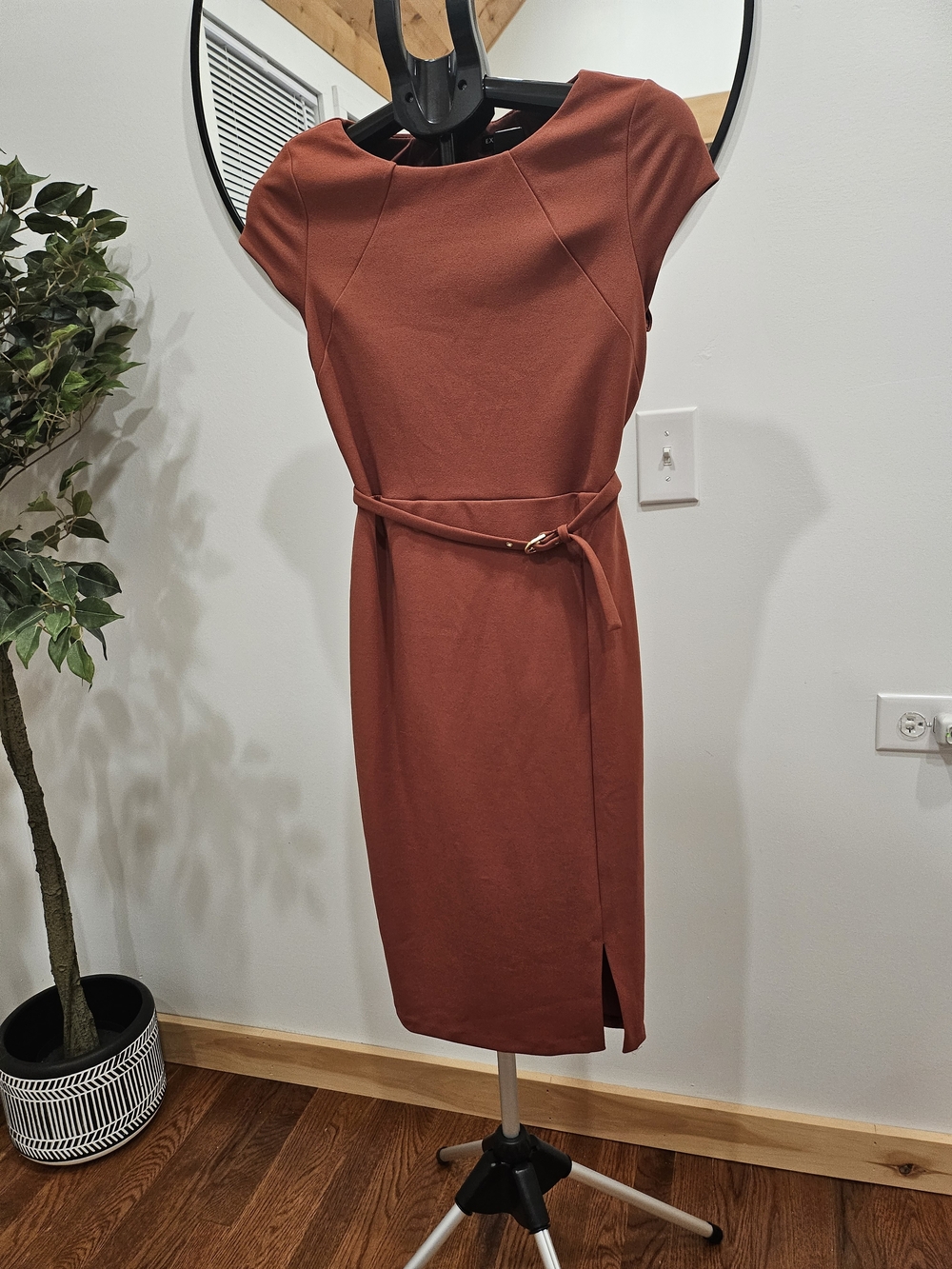 Express Rust Belted Cap-Sleeve Midi Dress